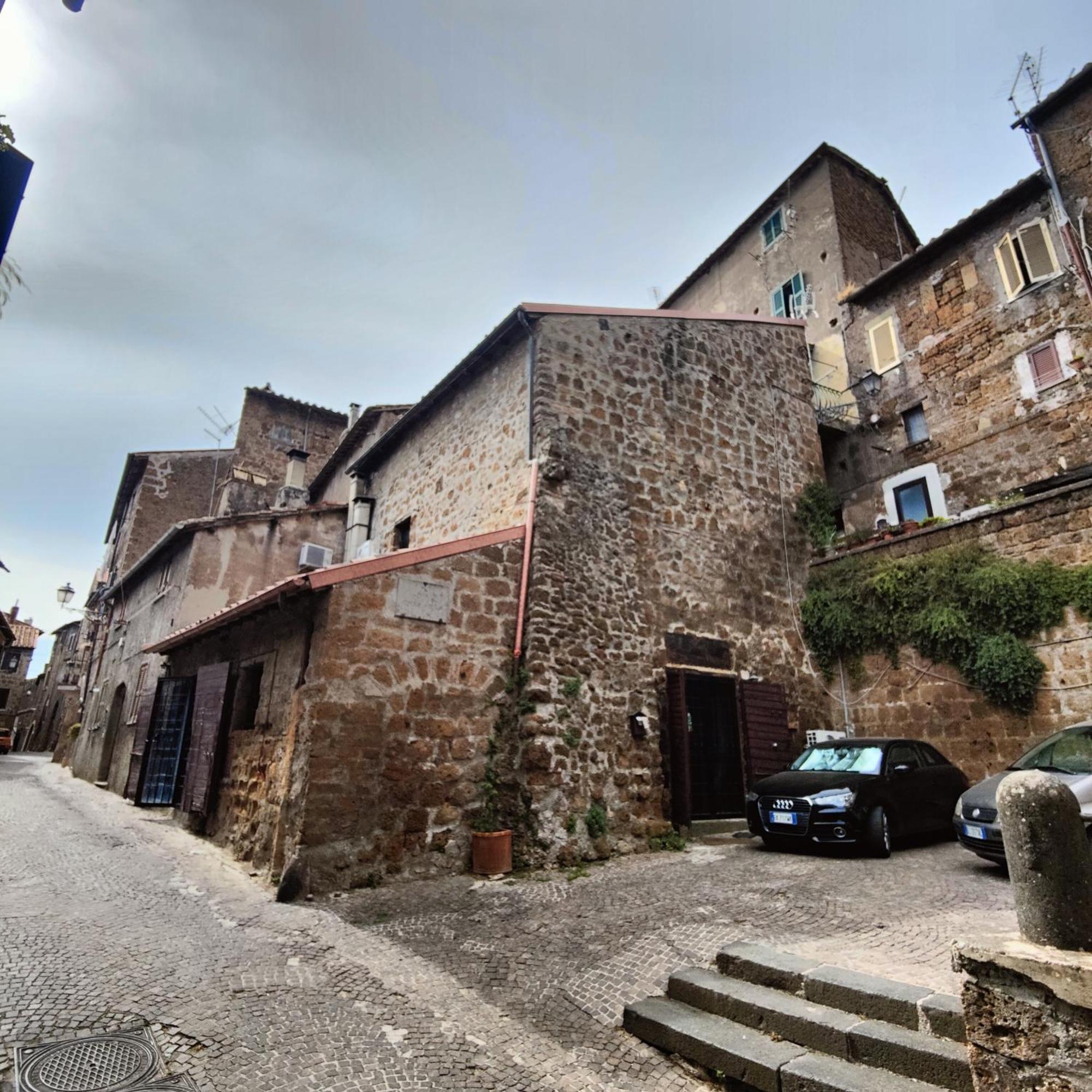 Maestosa Roccaforte Dei Principi, 3 Piani Tutti Per Voi! Sutri Kültér fotó