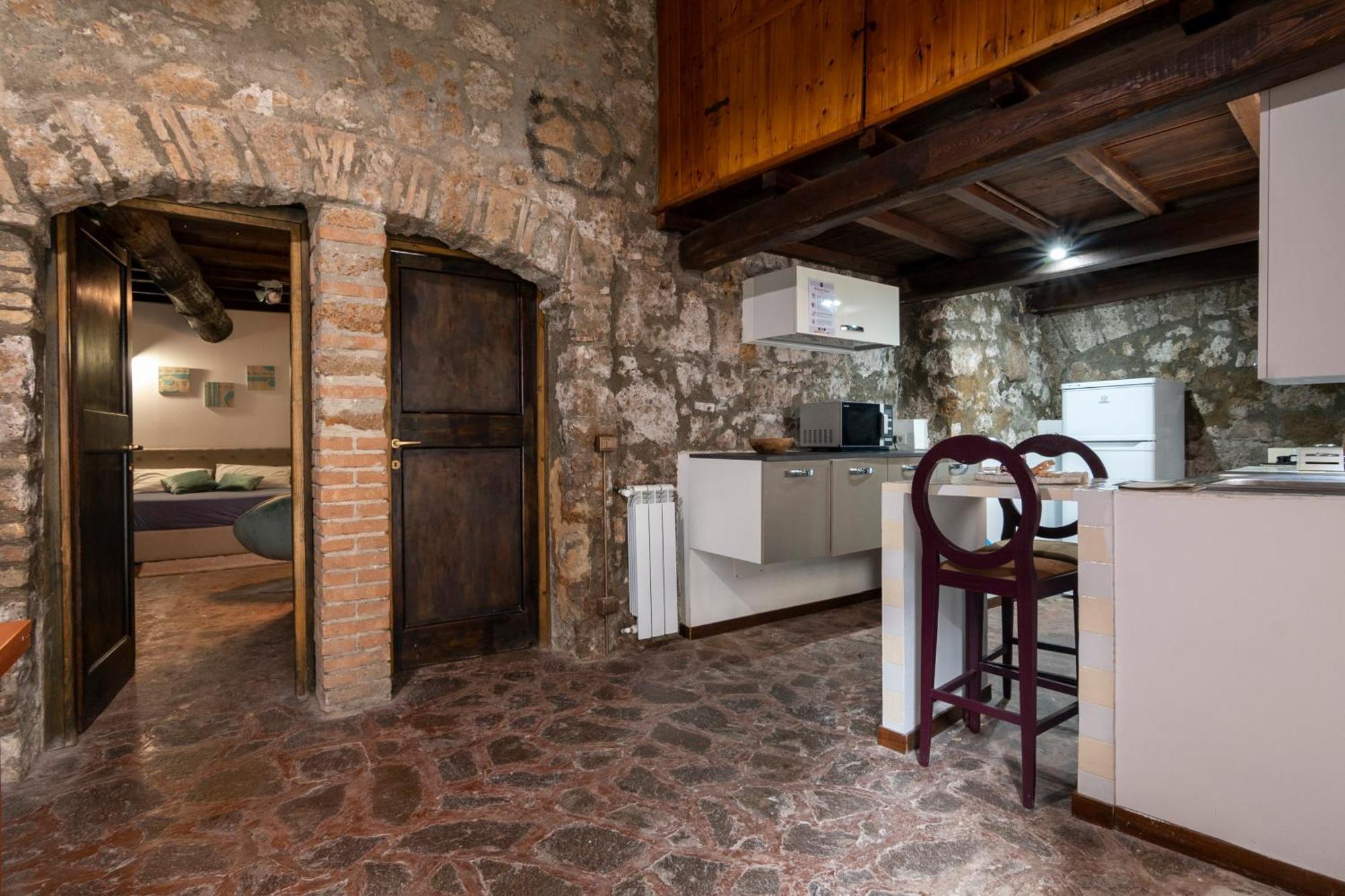 Maestosa Roccaforte Dei Principi, 3 Piani Tutti Per Voi! Sutri Kültér fotó